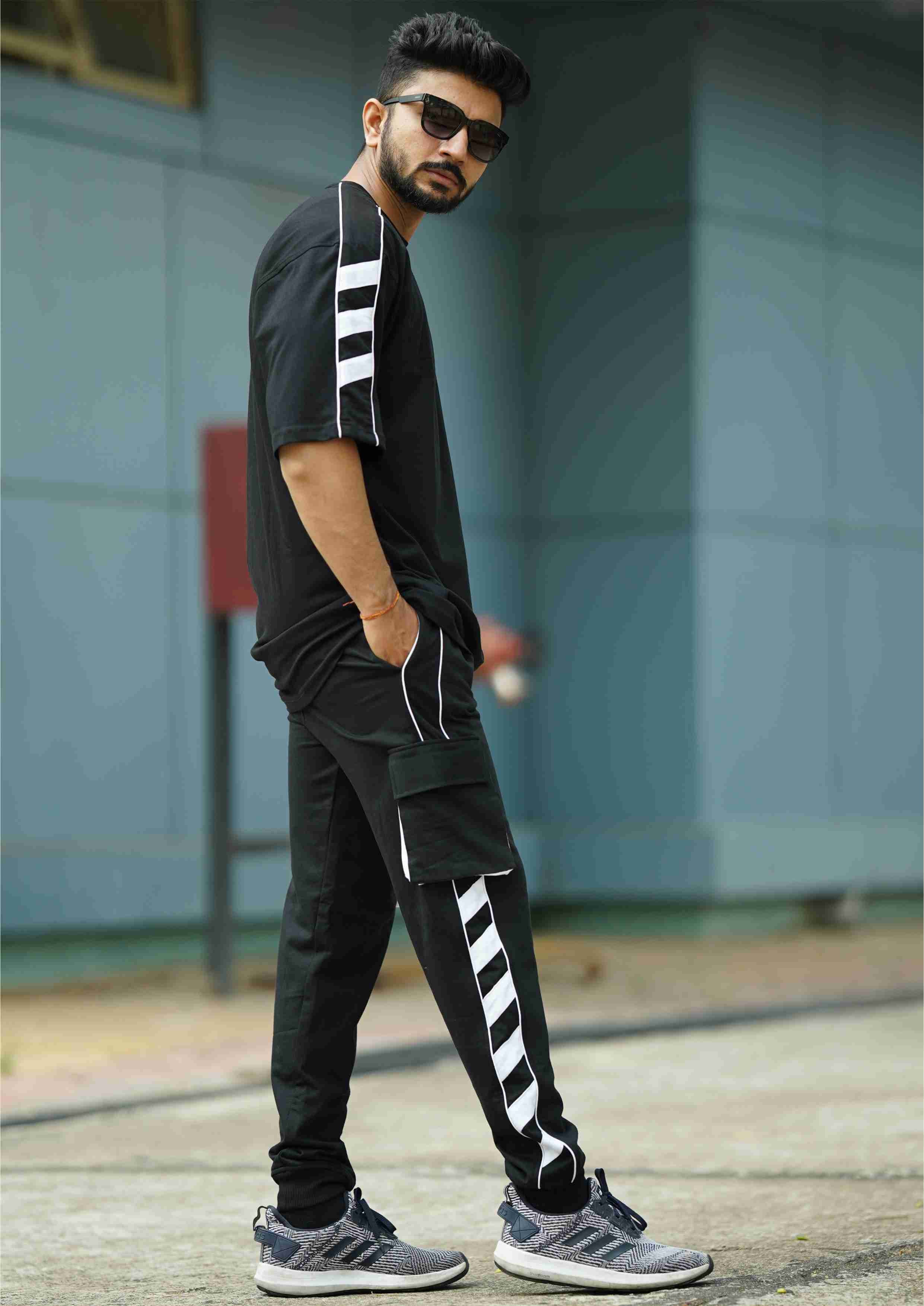 CARGO JOGGER (ARROW DESIGN)BLACK