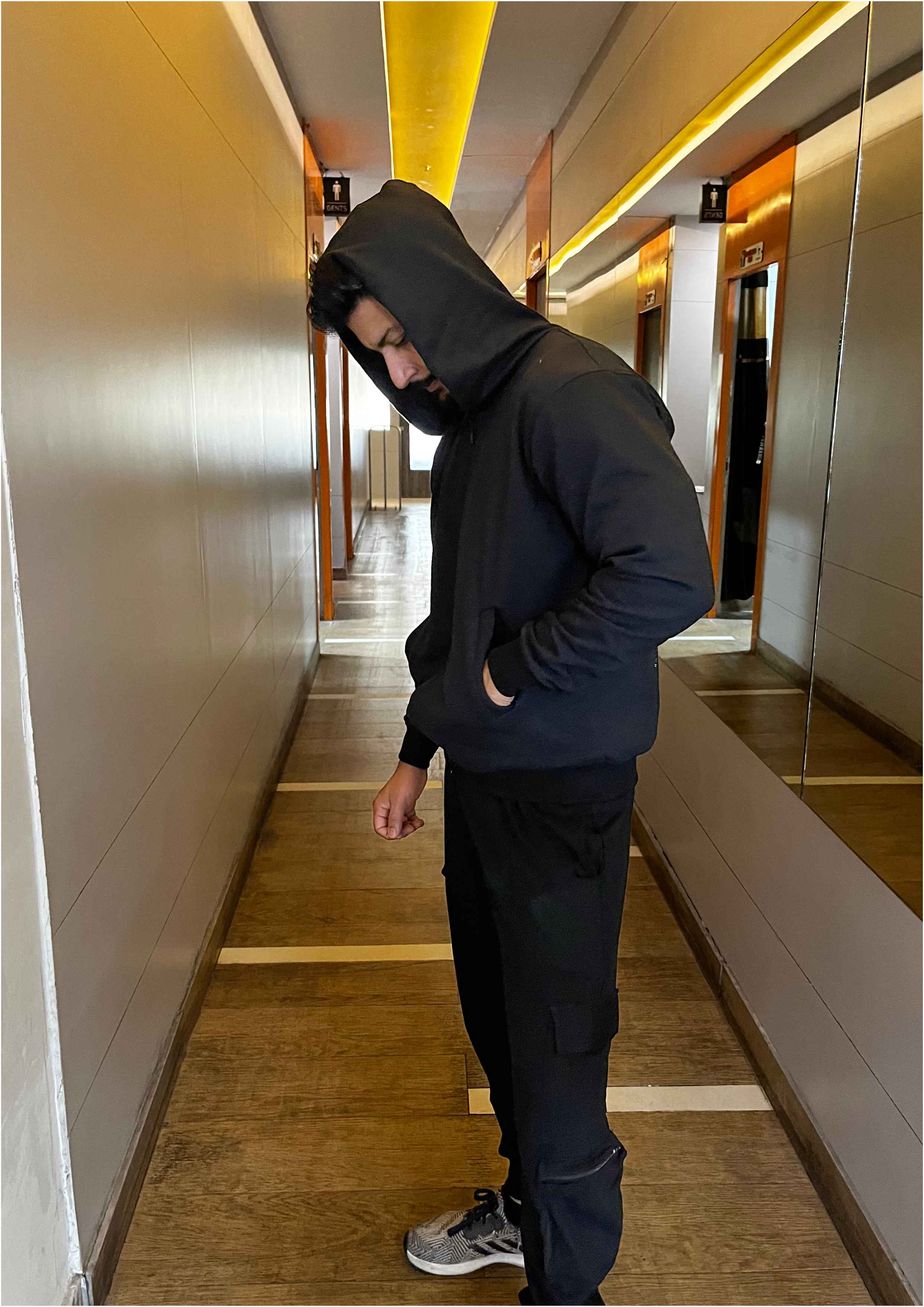 Bring out the beast/ Zipper hoodie