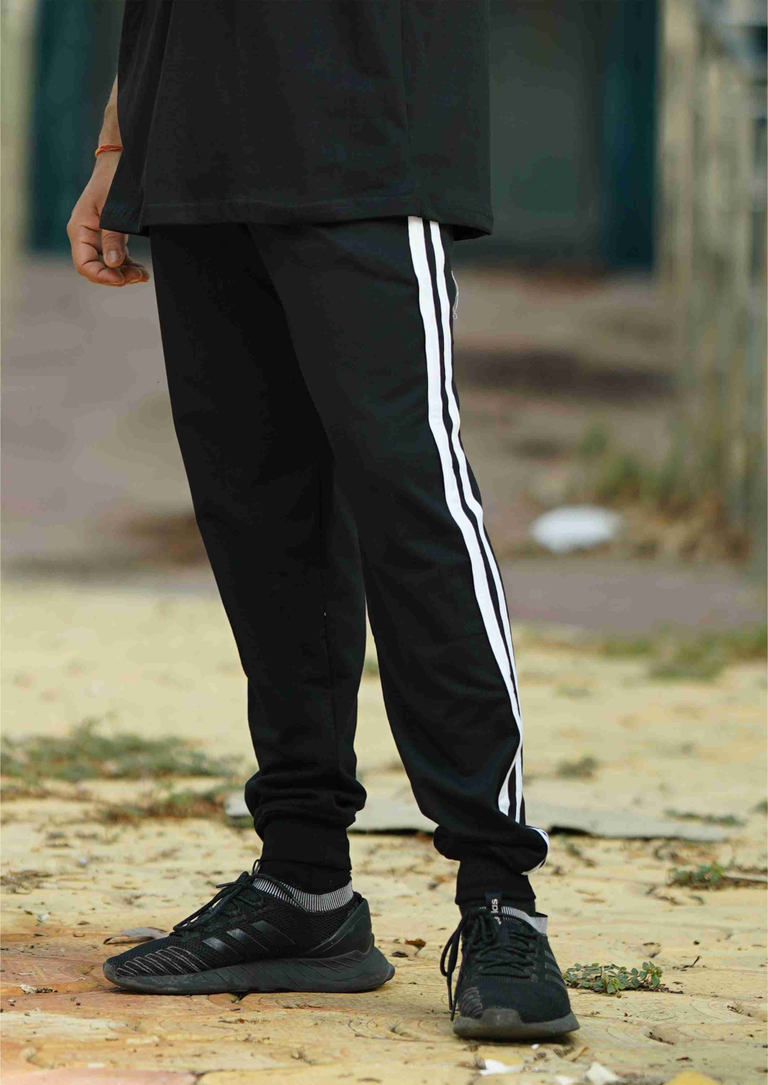 JOGGER ( DOUBLE SIDE STRIP) BLACK