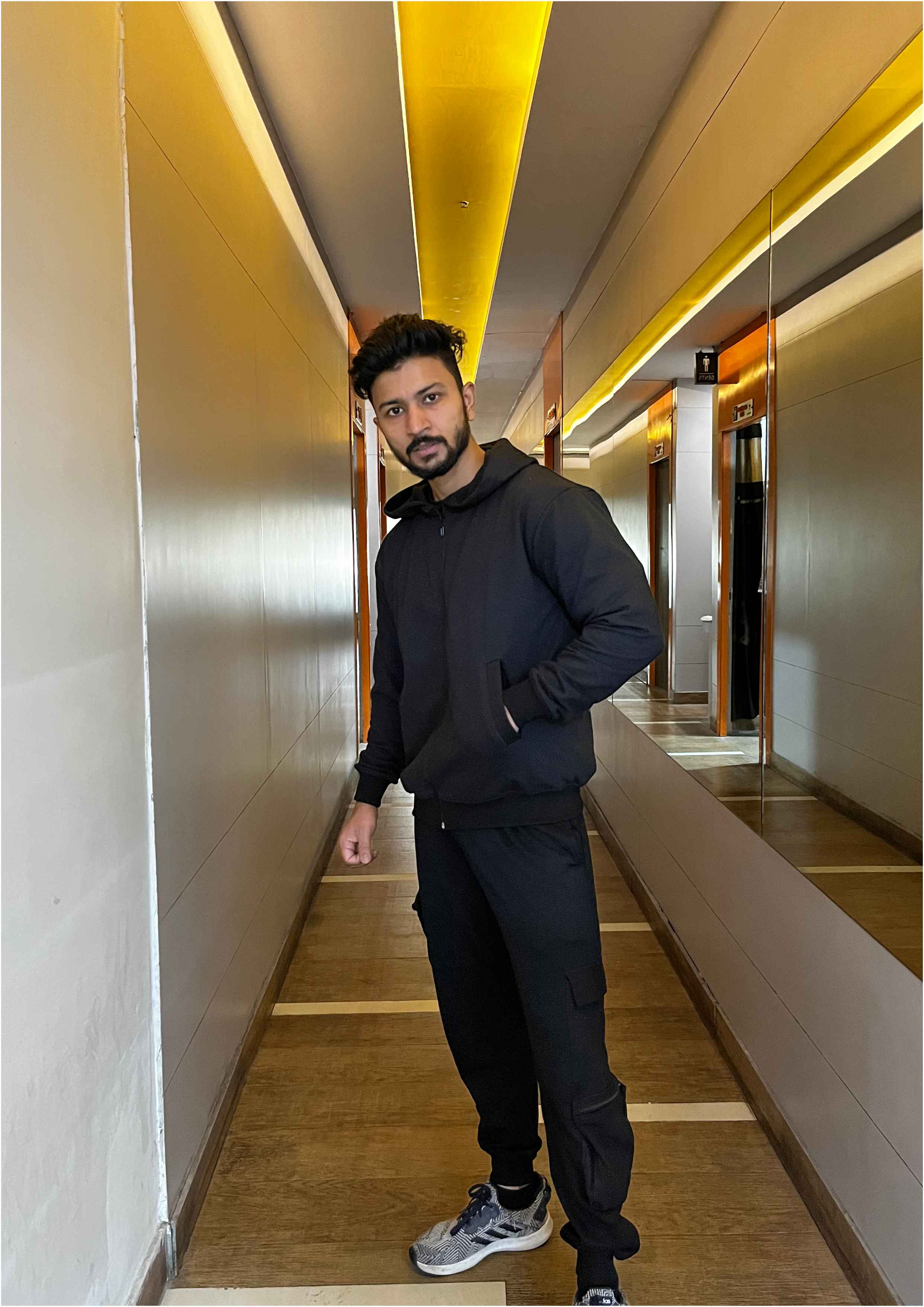 Bring out the beast/ Zipper hoodie