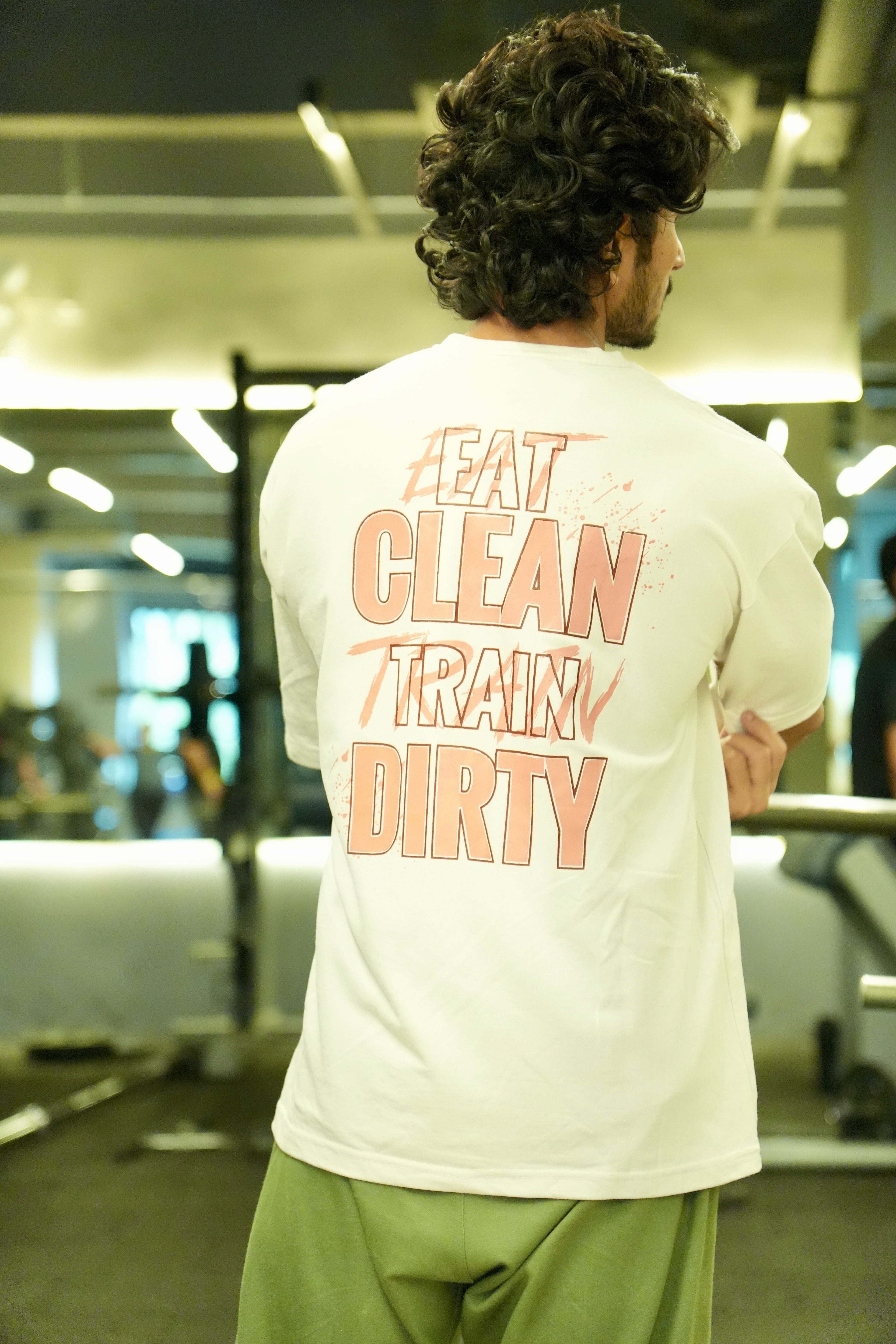 TRAIN DIRTY  Oversize T-shirt