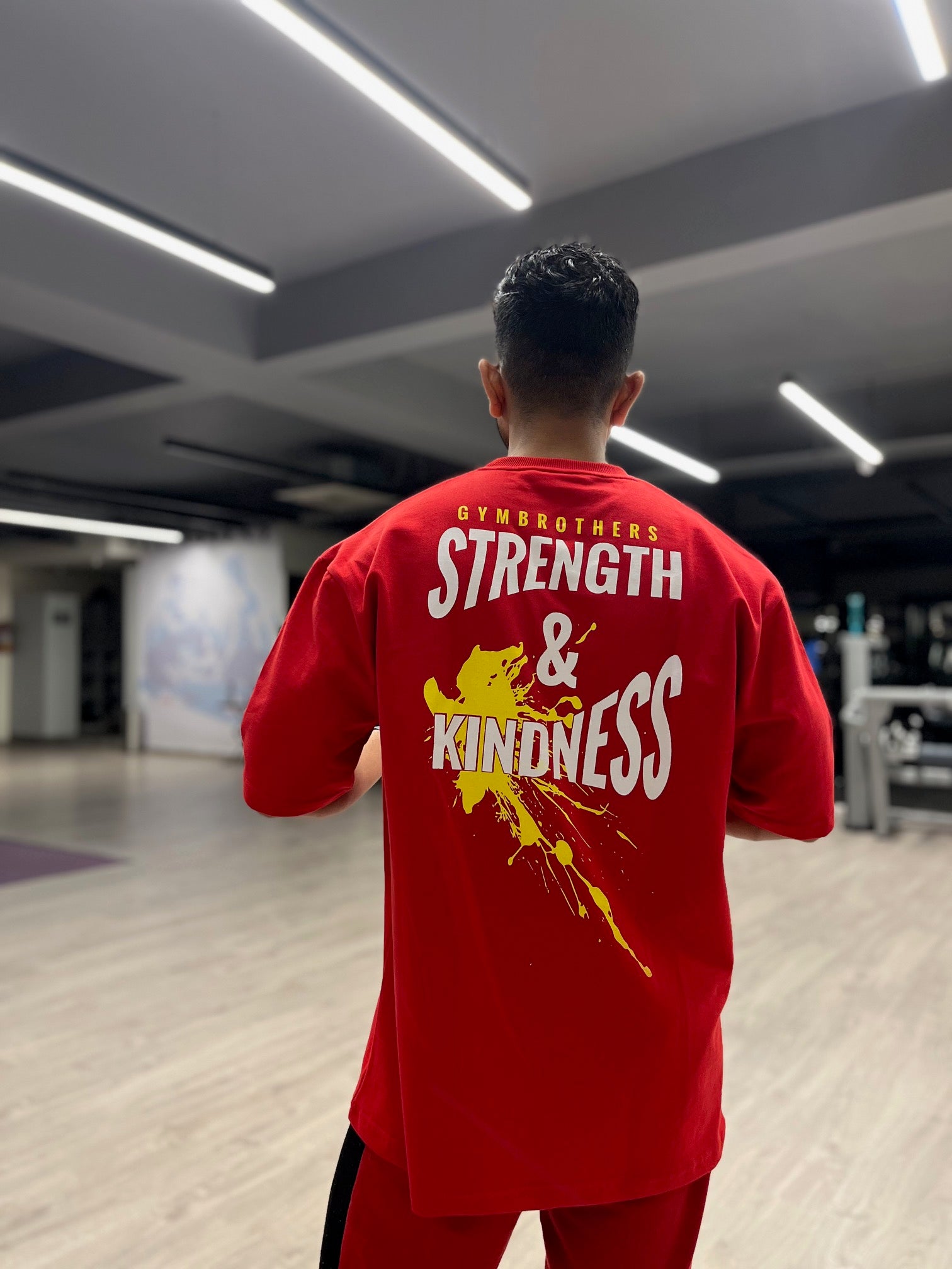 STRENGTH & KINDNESS  Oversize T-shirt
