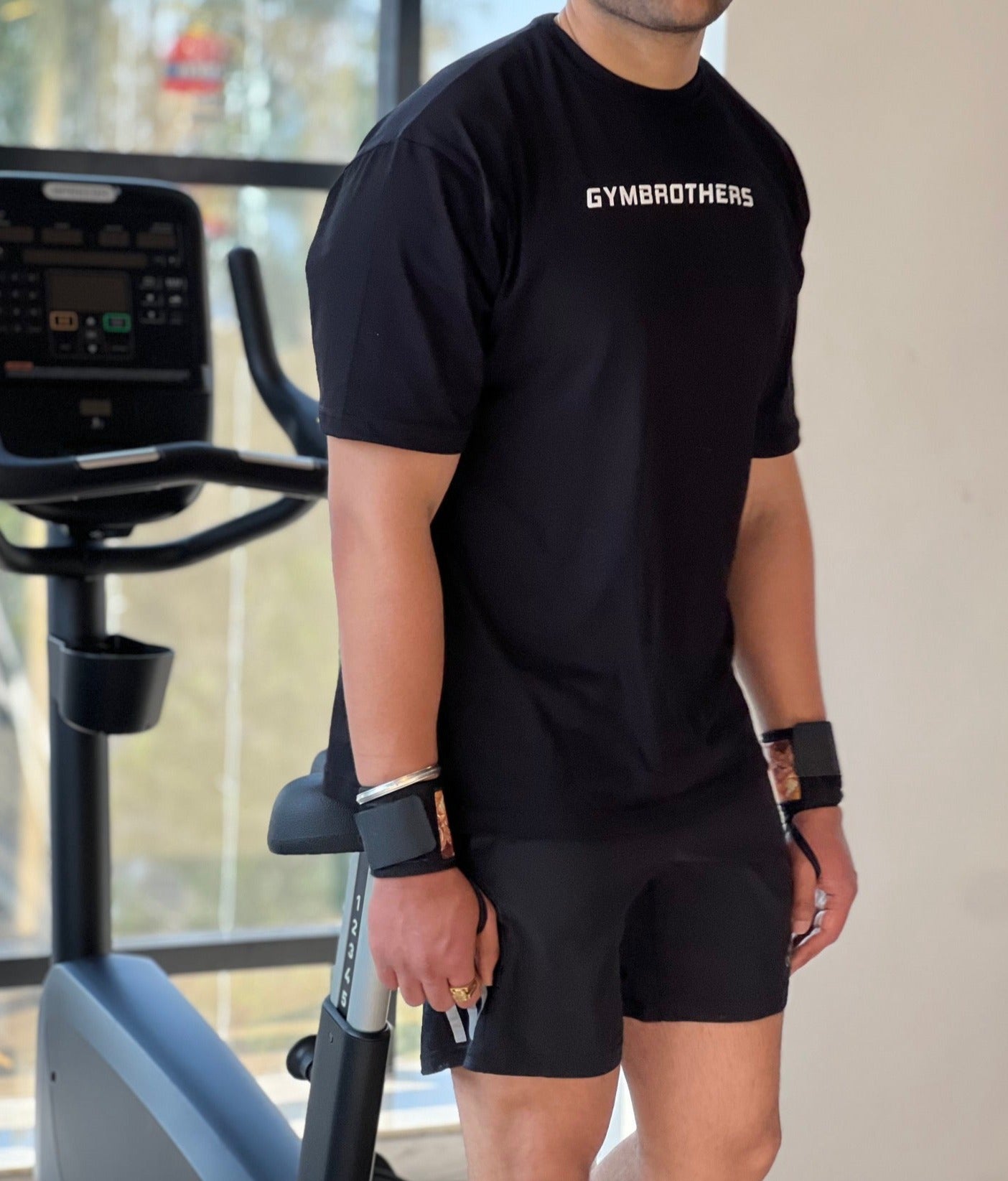 IT TAKES A MONSTER TO DESTROY A MONSTER Oversize T-shirt