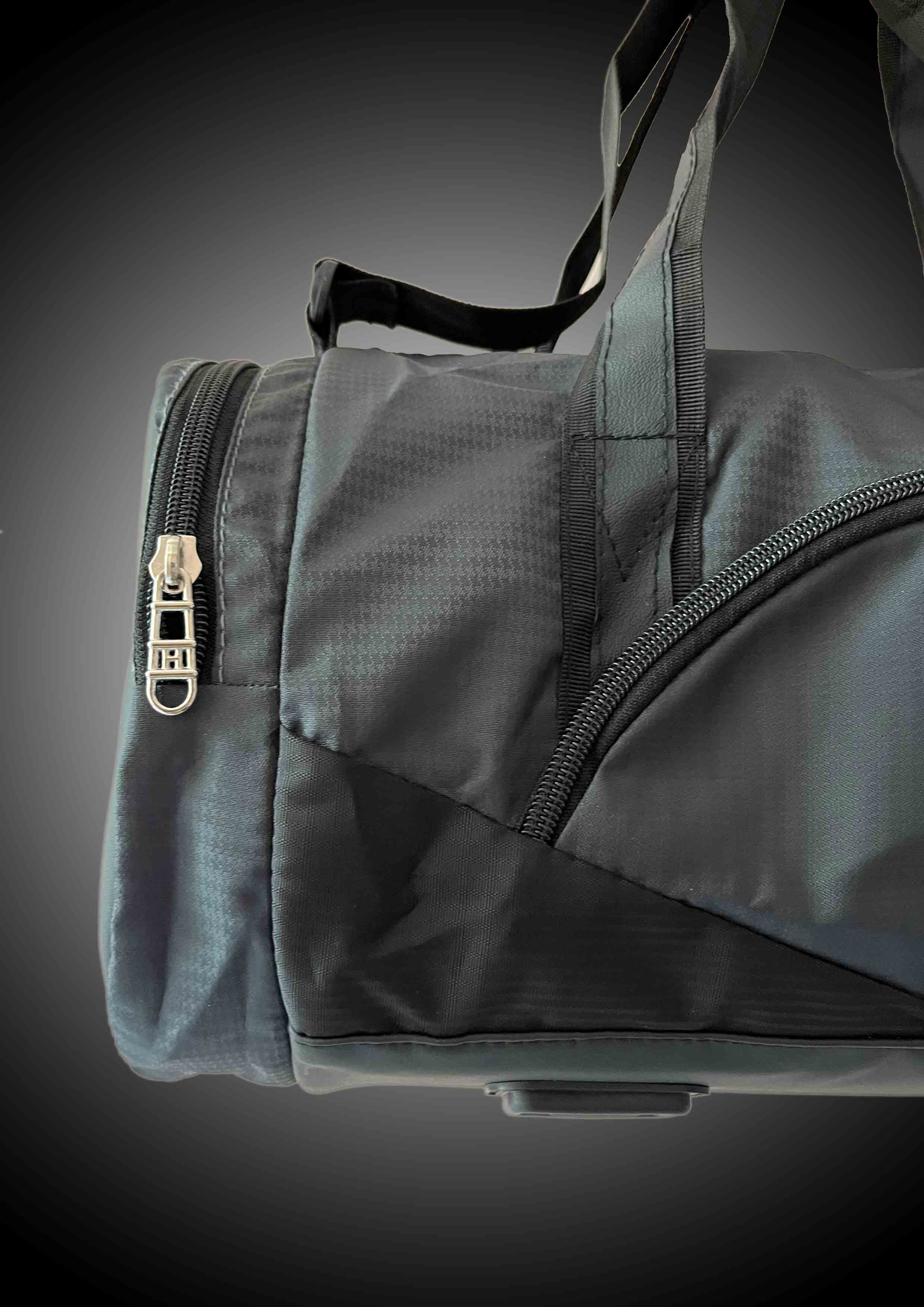 Unisex Grey & Black Colour blocked Gym Training Bag